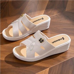 TEKANAI | Elevated Slip-Resistant Beach Sandals for Women
