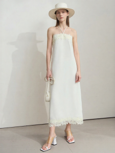 AMII | Minimalist Solid Off Shoulder Fit Strapless Ruffled A-Line Dress
