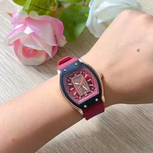 Jam Tangan Wanita Dewasa Fashion Wanita Leather Quartz Model Tali Karet Jam Fashion Watch
