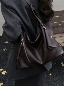 Ladies Large Capacity Commuter Shoulder Bag Casual Chic Style Tote Bag Zipper Closure PU Material Square Shape Handbag