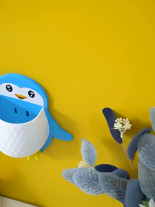 ( 5706) Kệ Dán tường Hình Chim Cánh Cục Bằng Nhựa Để Đồ Đa Năng Siêu Đáng Yêu