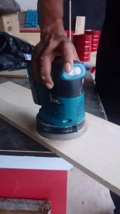 🔥 HOT SALES 🔥Makita DBO180 / DBO180Z 18V Cordless Random Orbit Sander 125MM (5")