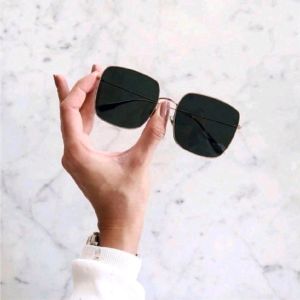 GAMT แว่นกันแดด Polarized Sunglasses For Women Square Lens Full Frame 58MM.