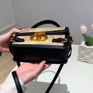 Túi Xách Nữ Đeo Chéo Chính Hãng Piton Bear Beibaobao S8153