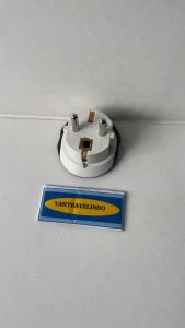 Colokan Listrik Universal Adapter EU Plug Untuk Indonesia Ke Gepeng Miring Kaki Tiga Ke US AU UK 16 A
