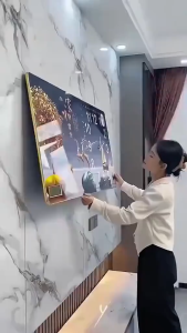 Đồng hồ treo tường trang trí theo phong cách Bắc Âu hiện đại mang phong cách tối giản nhưng sang trọng