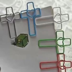 25Pcs Cross Heart Paper Clips Multicolor Religious Bookmarks Christian Bible Journaling Office School Scrapbooking Baptism Gifts