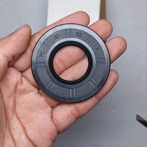 Seal TC 30 62 7 NOK Original NOK INB SEMARANG