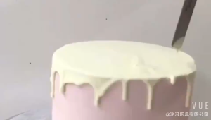 PLASTIK SEGITIGA KUALITAS SUPER TEBAL ISI 10 / PLASTIK CENTONG CREAM