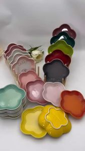 Plum Blossom Small Plate Ceramic 14cm Cats Food Bowl Solid Color Cute Tableware Ceramic Dessert Cake Dish Gradual Spit Bone Dishs
