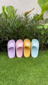 Sandal Wanita Selop Terbaru Sendal Cewek Slip On Sandal Wanita Kartun Sendal Cewek Skecher Kekinian