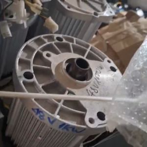 Động cơ cầu lớn công xuất cao