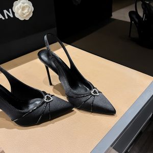 รองเท้าแตะส้นสูงแบบสวมหัวแหลมสไตล์ฝรั่งเศส ดีไซน์ใหม่ปี 2025 สำหรับผู้หญิง สไตล์ลำลอง หนังแท้ ยาง