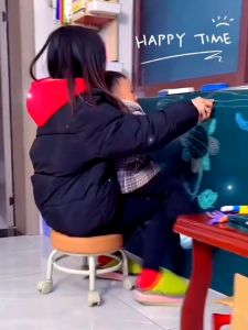 BISA COD PIXI MINI: Kursi Roda Putar Mini & Kursi Meja Rias Empuk