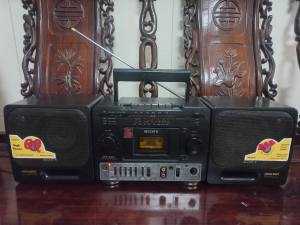 Cassette Sony CFS-1140S còn đẹp như hình các chức năng chạy tốt.