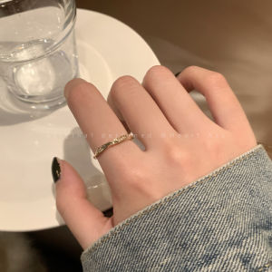 Luxurious Open Ring for Women with Zirconia Mobius Ring New Style Minimalist High End Feeling Suitable for Index Finger