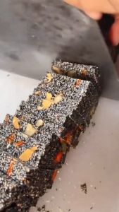 WooNut【COD】500g Mixed Nut Pastries Individually Packaged Ready-to-eat Snacks Sweet and Healthy Black Sesame Pie