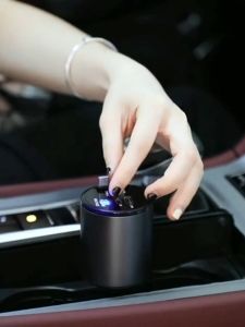 Pengisi Daya Mobil 4-in-1 & Kabel Pengisalan Daya Super Cepat 60W