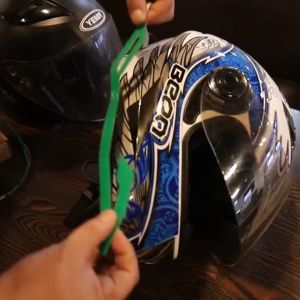 2Pcs Sepeda Motor Helm EL Cahaya Dingin Mod Kit Tron Helm Mode Malam Hari Naik Sinyal Berkedip Lampu Strip Bar DIY Stiker Lampu Led Helm