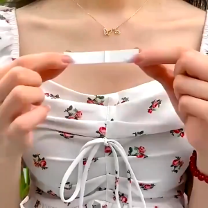 【SKIT SG】36PCS Anti-Exposure Fashion Tape Sticker for Skirt Shirt Dress Invisible Transparent Double-Sided Adhesive Lingerie Tape Clothes Fix Holder Secure Body Tape Anti-Glare Hem Collar Strap Tape Strong Sticky Clear Safe Skin-Friendly Tape