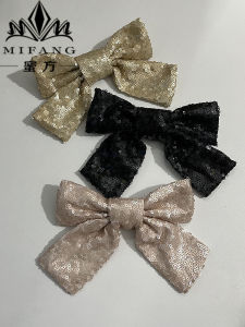 New Fashion: Small Shiny Butterfly Knot & Korean Style Lapel Pins