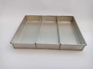 Loyang Spiku Loyang Lapis Surabaya Sekat 2 dan 3 30x20x4 dan 30x22x4 cm