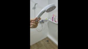 ชุดฝักบัว FUJI #119 สินค้าครบชุด ฝักบัวอาบน้ำพลาสติก เส้นใหญ่ ABS น้ำออกเป็นเส้นใหญ่ นุ่มนวลไม่เจ็บเวลา สามารถใช้กับเครื่องทำน้ำอุ่นได้ (Shower Set #119)