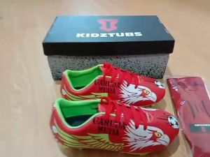 KIDZTUBS Sepatu Bola Anak Laki Laki Size 28 29 30 31 32 33 34 35 36 37 TUBS1646110624