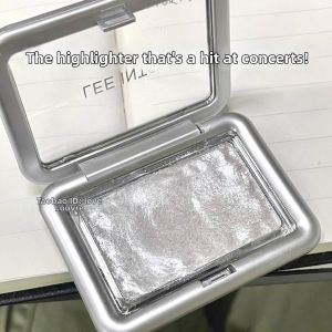 Glow Highlighter Soft Glittering Texture