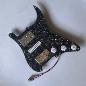 Prewired Loaded Guitar Stratocaster Pickguard HSH Pick Guard Humbucker Pickups Mini Hubucker Coil Splitting Switch for Fender Electric Guitar Part Replacement