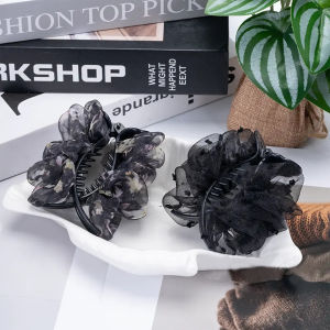 Womens Floral Hair Scrunchie Hair Clip Elegant Folded Bubble Hair Accessory for Summer 2025 Fresh out New Korean Style