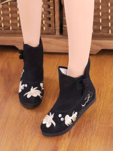 Beijing Ladies Flat Bottom Embroidered Boot National Style Short Boots Inner Heightening Ancient Style Shoes Cotton Lined Rubber Outsole