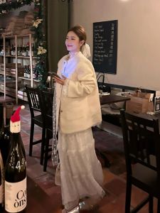 Elegant High Waist A-Line Mini Skirt with Lace Design for Women Spring Summer White Full Skirt Pleated Cake Skirt