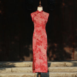 Red Qipao Engagement Wedding Improved New Chinese Style Jiangnan down Spring Summer 2025 Vintage Long Cheongsam Short Sleeve