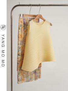 ชุดกระโปรงสั้นแขนกุดสีเหลืองสไตล์ฝรั่งเศส ทรงไม่สมมาตร พร้อมหางจี้ สำหรับผู้หญิง ชุดแฟชั่นฤดูร้อน 2025 ใหม่ล่าสุด