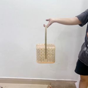 Giỏ cắm hoa lẵng trái cây bằng nan tre dùng cho hoa sáp hoa tươi