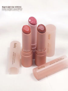 ลิปกลอสให้ความชุ่มชื้นสีโปร่งใสของ Huxley จากเกาหลีใต้ ง่ายต่อการสีช่วยเพิ่มสีริมฝีปากด้วยพื้นผิวธรรมชาติ