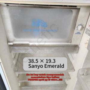 Tutup Freezer Kulkas SHARP dll