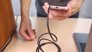 สาย RCA 3.5มม. ถึง2RCA ตัวแยกแจ็ค RCA สาย3.5สายออดิโอ RCA ตัวผู้ตัวแยกสำหรับกล่องทีวีวิดีโอสายลำโพงสายลวด สายแจ็คสัญญาณ audio DVD RCA to Aux Cable หัวแจ็ค rca ตัวผู้ สายสัญญาน1ออก2