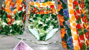 Bikini Nữ Hai Mảnh ComBo 2 Món Đồ Bơi Đi Biển Hai Mảnh Kèm Khăn Voan Họa Tiết Sang Đẹp Binsports BHV165