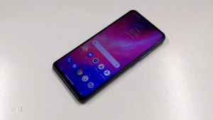 Motorola One Hyper XT2027-1 6.5 นิ้ว 4GB RAM 128GB ROM 64MP กล้องคู่ลายนิ้วมือ Android ปลดล็อคโทรศัพท์มือถือ