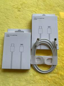 Cáp sạc Apple Type-C to Lightning màu Trắng