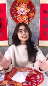 Dải Treo Thần Tài Lắc Đầu May Mắn Đầu Năm Trang Trí Tết Chúc Năm Mới.