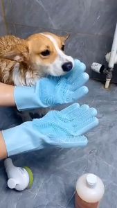 BLIVO Pet Bath Gloves Silicone Gloves Anti-scratch Anti-bite Comfortable Massage Bath Artifact Pet Product