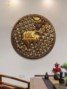 แผ่นไม้แกะลายช้างปัดทองติดผนัง แผ่นกลมไม้สักทองแกะละเอียด ของตกแต่งโรงแรมตกแต่งร้านกาแฟตกแต่งบ้าน ขนาด60cm90cmสวยงาม