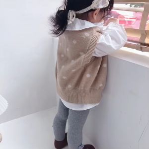 Celana Legging Bayi: Pilihan Terbaik untuk Bayi Baru Lahir