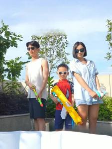 สระน้ำขนาดใหญ่ ไม่จำเป็นต้องมีสระว่ายน้ำเป่าลม กันลื่นสุดๆ สระเป่าลม พื้นที่กว้างขวาง Swimming Pool 1.2/1.6เมตร