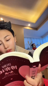 黄圣依同款 图解博弈论 读懂博弈论的第一本书 人人都看得懂 用得上的博弈论 让学习博弈论更简单