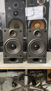 Bán Cặp Loa Booksheolf Nghe Nhạc COLUMBIA USC - 33 bãi nhật về hát cực hay