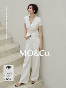MO&Co. | Cotton and Linen V-Neck Waist-Shaping Short Blazer Vest